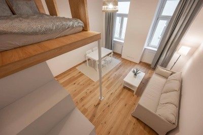 ++NEU++ Einzigartige 1-Zimmer Hofwohnung mit Tischlermöblierung in Bestlage NÄHE AUGARTEN
