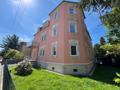 SCHÖNE 2-RAUM WOHNUNG MIT EIGENEM GARTENANTEIL