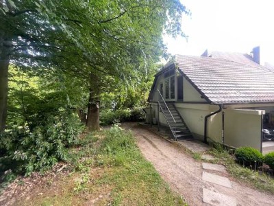 Exklusive 1,5-Raum-Maisonette-Wohnung in Bad Homburg NUR für Wochenendheimfahrer
