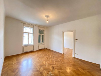 Attraktive 2,5-Zimmer Altbauwohnung mit Lift