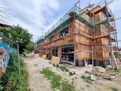 NOCH 3 HÄUSER FREI! NÄHE GYM SIMONSGASSE. ZIEGELHAUS. KELLER. PHOTOVOLTAIK. TOP AUSSTATTUNG. PROVISIONSFREI für den Käufer.