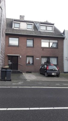Gepflegte 3-Zimmer Wohnung im EG mit Garten in Übach-Palenberg