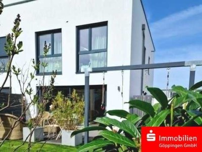 Einziehen und wohlfühlen - moderne Doppelhaushälfte - stilvoll und  lichtdurchflutet