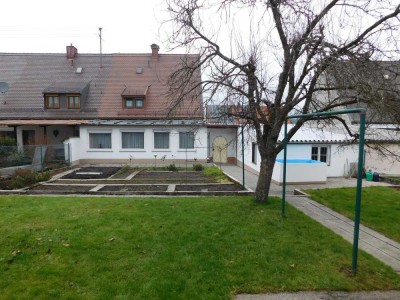 Doppelhaushälfte in ruhiger Lage von Bobingen-Straßberg