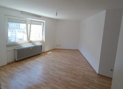 Helle 2 ZKB direkt am Klinikum mit EBK