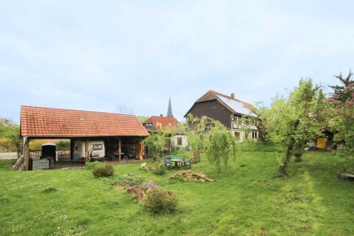 Hübsches Fachwerkhaus mit Werkstatt, großem Carport und vielem mehr auf großem Grundstück!