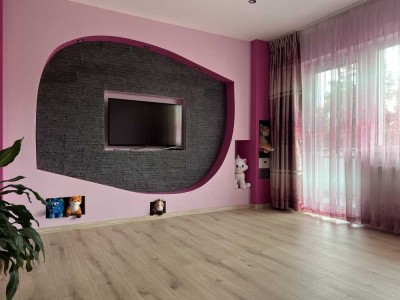 Zentrale 3-Zimmer Wohnung mit schönem Murgblick
