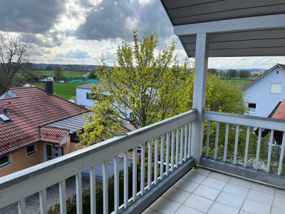 Aichach-Unterwittelsbach, 4 ZKB-Maisonette, süd-Balkon und 2 Garagen