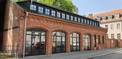+DACHGESCHOSS-TERRASSE-STELLPLATZ-FUSSBODENHEIZUNG-EINZUGSBEREIT+
