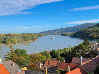 Großzügige EIGENTUMSWOHNUNG mit herrlichem AUSBLICK!