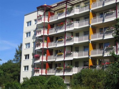 Zentral gelegene 3-Raum-Wohnung mit großem Balkon