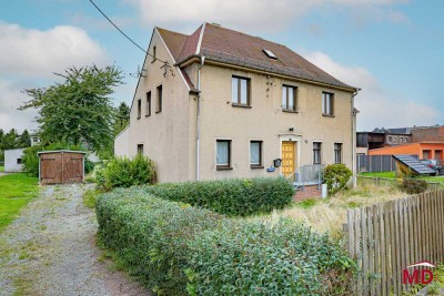 Großes Einfamilienhaus in guter Lage mit viel Potential zum Um- und Ausbau