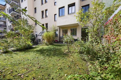 Freie 3 Zimmerwohnung mit Garten, Terrasse und Balkon. Aufzug, Tiefgarage und separater Hobbyraum.