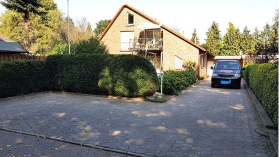 sonnige, ansprechende 4-Zimmer-DG-Wohnung mit gehobener Innenausstattung mit Balkon in Jaderberg