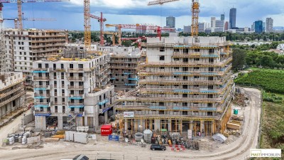 Unweit der Alten Donau und Donauzentrum - 2 Zimmer Wohnung mit 10 qm Balkon