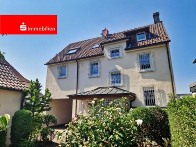 Ein-/Zweifamilienhaus im Herzen von Großauheim