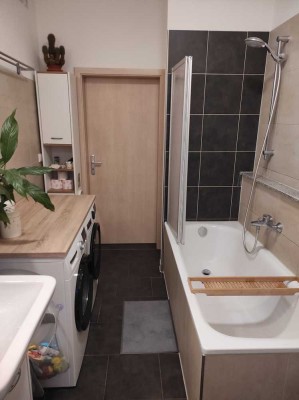 Schöne 3-Zimmer-Wohnung mit Badewanne und Balkon!