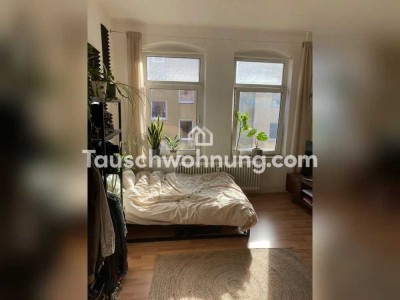 Tauschwohnung: Biete schöne, ruhige, sonnige Altbauwohnung in Spielstraße