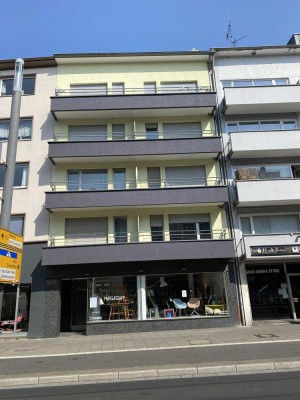 Bonn-City, schickes 1 Zimmer-Balkon-Appartement für Student/in!