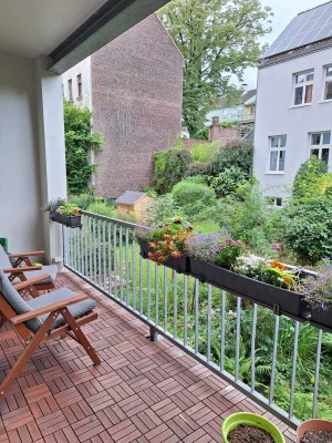 Zu Hause im Urlaub - Sanierte Altbauwohnung mit großem Wellness Bad, etc. Einfach zum Wohlfühlen.