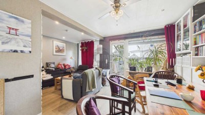 Reihenhaus in Bad Münder: 4 Zimmer, Einbauküche, Garage & Südgarten
