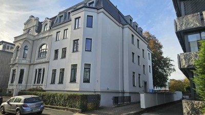 Erstbezug n. Kernsanierung in Toplage Rhein/ Villa Hammerschmidt