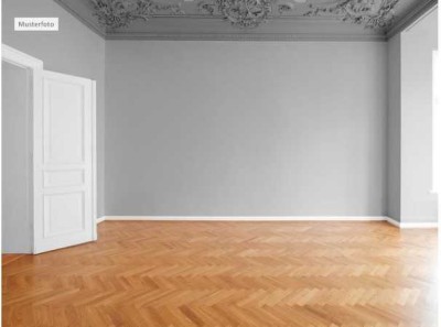 Provi frei 3 Zimmer - Wohnung mit Loggia