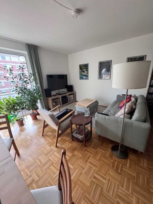 Zentrale 2,5 Raum Wohnung am Lutherplatz mit Balkon und Küche