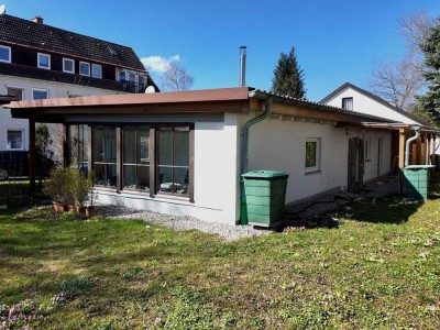 Wohnen auf einer Ebene: Gemütlicher Bungalow mit Garten in Kaufbeuren - Neugablonz