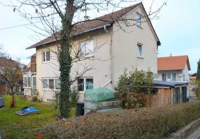 Freistehendes Einfamilienhaus in ruhiger Lage von Erdmannhausen!