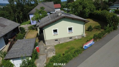 Charmantes Einfamilienhaus in ruhiger Grünlage – innen renoviert und bezugsbereit