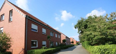 Helle, geräumige 2 Zimmer DG-Wohnung