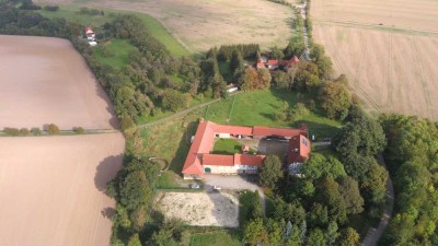 Traumhaft schöner Landsitz mit eigenem Wald, Reiterhof u.v.m. in ruhiger Lage mit guter Anbindung