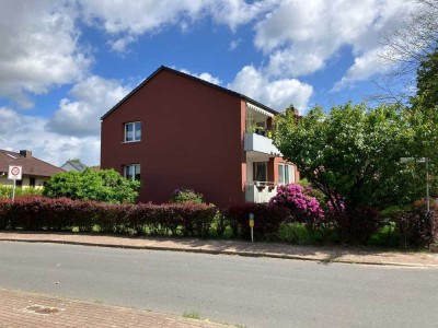 Erstbezug nach Sanierung: 2,5 Zimmer-Wohnung mit Stellplatz