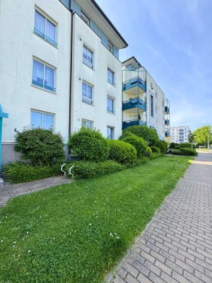 Kapitalanlage: Vermietete 3-Zimmer-Gartenwohnung mit zwei Stellplätzen in gepflegter Wohnanlage