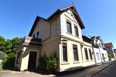 Familienhaus mit Charme am Rosarium zu verkaufen!