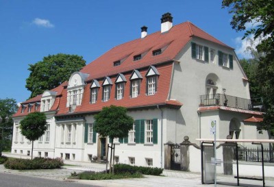 Fabrikantenvilla - komfortable 2-Raum-Whg mit Terrasse