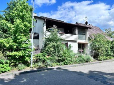 Haus mit herausragendem Grundstück
