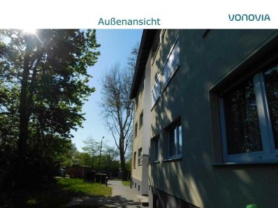 Gut gelegene 4,5 Raum Wohnung mit Balkon sucht neue Bewohner - komplett renoviert!