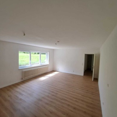 Helle 1 Zimmerwohnung Souterrainwohnung in Stegen,