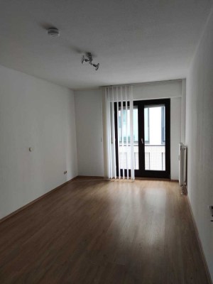 Exklusive, vollständig renovierte 2-Zimmer-Wohnung in Bonn