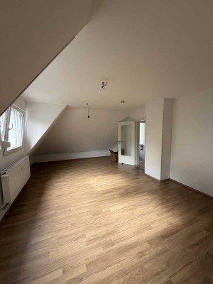 Exklusive 2-Zimmer-Dachgeschosswohnung mit gehobener Innenausstattung in Hagen-Haspe