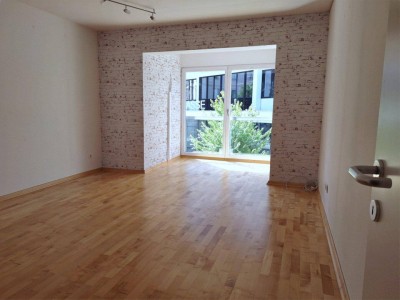 2-Zimmer-Wohnung, WG geeignet (BAURECHT) für Anleger