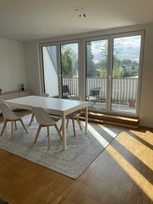 Geschmackvolle 3-Raum-Wohnung mit gehobener Innenausstattung mit Balkon in Köln Junkersdorf