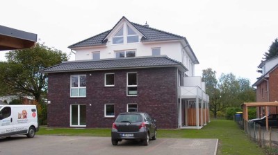 Komfortable 3 Zimmerwohnung mit Carport in zentraler Lage