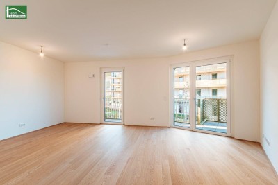 „Hirschfeld – Naturnah wohnen“ – Niedrig-Energie-Standard-Neubau in begehrter Grün-Ruhelage