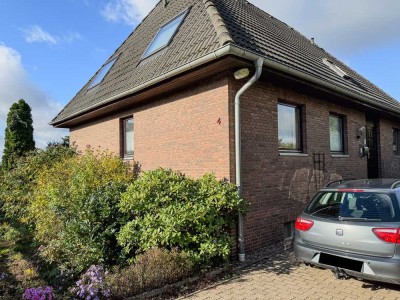 Schöne 3-Zimmer-EG-Wohnung mit Terrasse und Einbauküche in Altenhagen