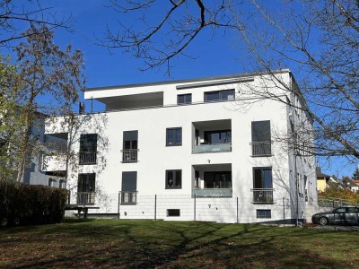 Moderne 2-Zimmer Wohnung mit Süd-Loggia und Einbauküche in Usingen