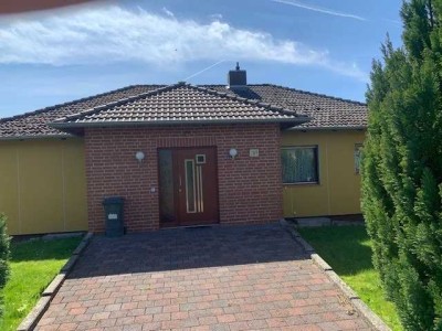 Bungalow mit wenigen Nachbarn und Blick in die Natur!