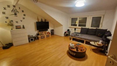 Gepflegte Dachgeschosswohnung mit drei Zimmern in Remchingen